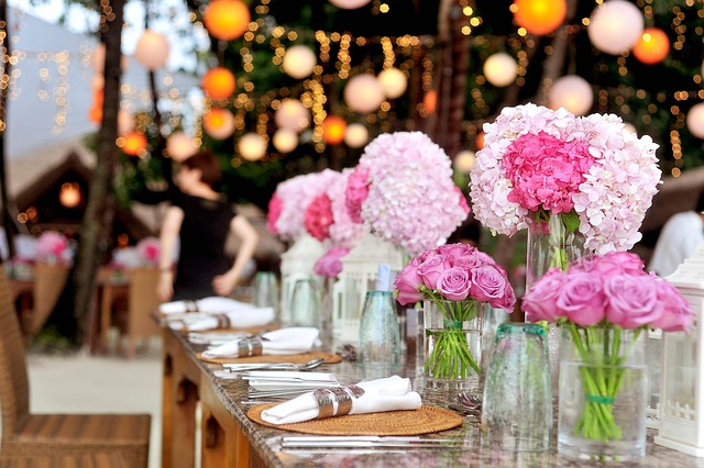 wedding, reception, table, banquet, centerpieces, flower vases, table setting, bouquets, flower wallpaper, nature, celebration, event, decorations, elegant, beautiful flowers, flower arrangements, flowers, flower background, roses, table set-up, wedding setup, wedding photography, wedding details